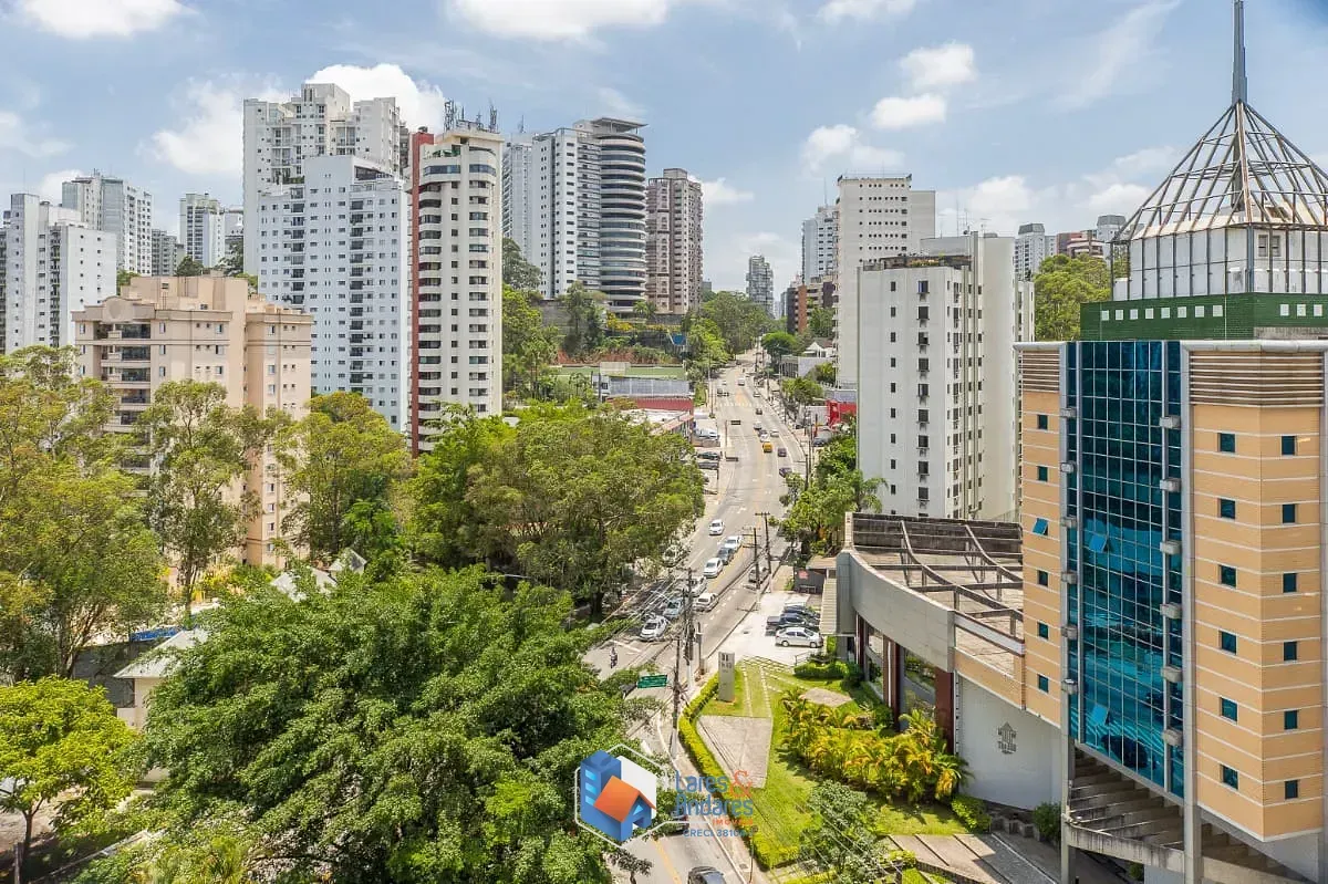 Imagem Apartamento para venda em Vila Andrade com 3 quartos, sendo 3 suítes, 175m²