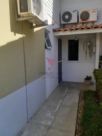CASA NO MORADAS CLUB, IMPECÁVEL, ACABAMENTO EM ALTO PADRÃO, VALE A PENA CONHECER
