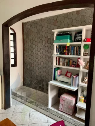 Imagem Casa de 2 dormitórios, 1 banheiro, 2 vaga, com 126m² em Alvarenga, São Bernardo do Campo