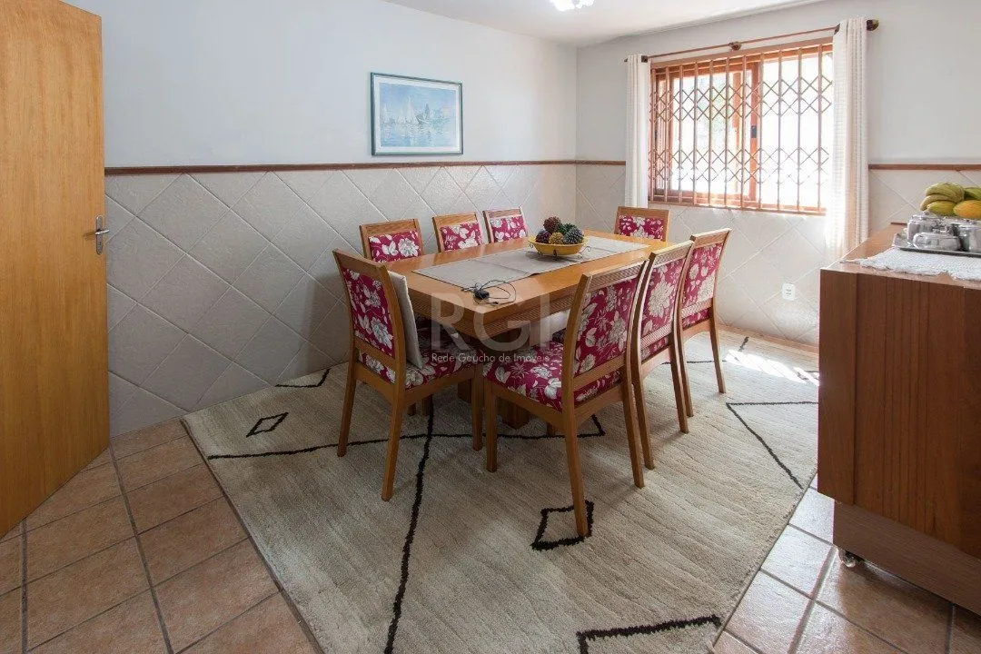 Imagem Casa para Venda - 211m², 3 dormitórios, 3 vagas - Vila Nova