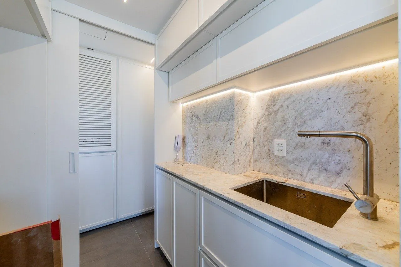 Imagem Apartamento novo 3 dormitórios com 2 vagas próximo ao Grêmio Náutico União