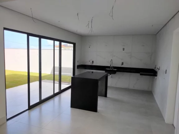 Imagem CASA EM CONDOMINIO RESIDENCIAL em Cabo Frio - RJ, Estrada do Guriri