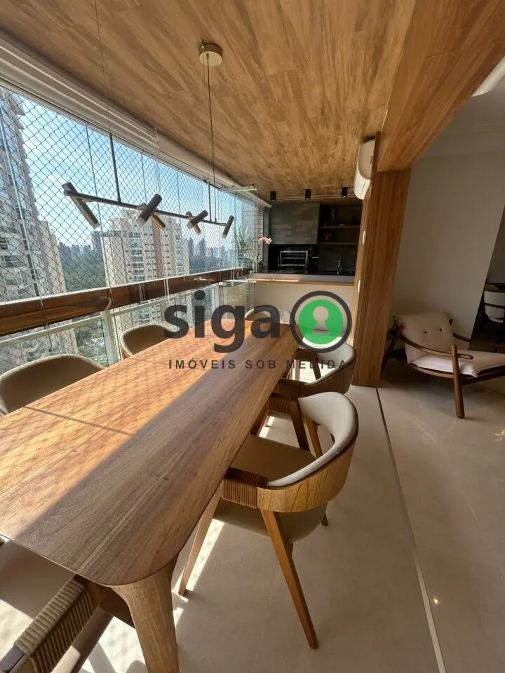 Imagem Apartamento a venda no Panamby, com 4 dormitórios e 4 vagas.