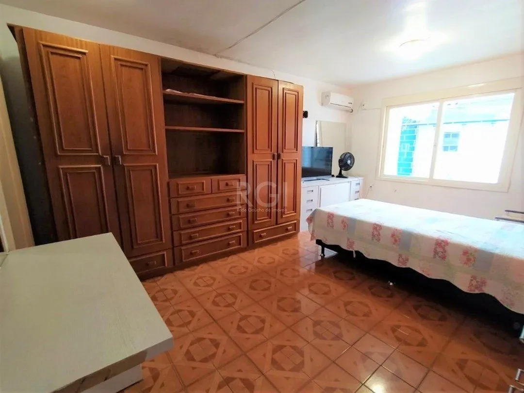 Imagem Casa para Venda - 150m², 4 dormitórios, sendo 3 suites, 2 vagas - Jardim Verde