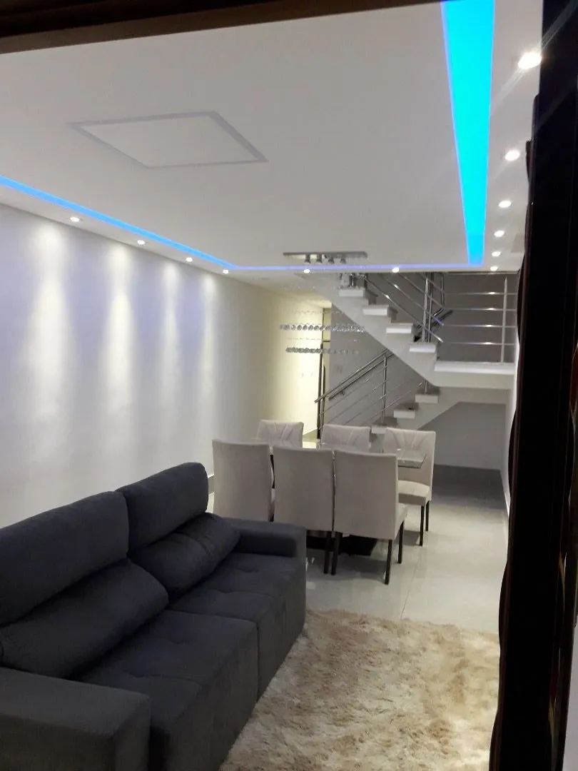 Imagem Sobrado com 3 dormitórios à venda, 140 m² por R$ 640.000,00 - Jardim Adriana - Guarulhos/SP