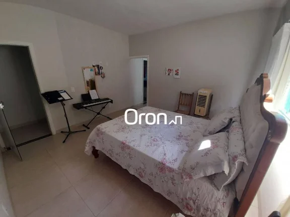 Imagem Casa com 3 dormitórios à venda, 220 m² por R$ 1.450.000,00 - Jardins Lisboa - Goiânia/GO