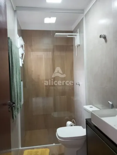 Imagem Casa à venda com 2 quartos , 70m² em Forquilhas São José