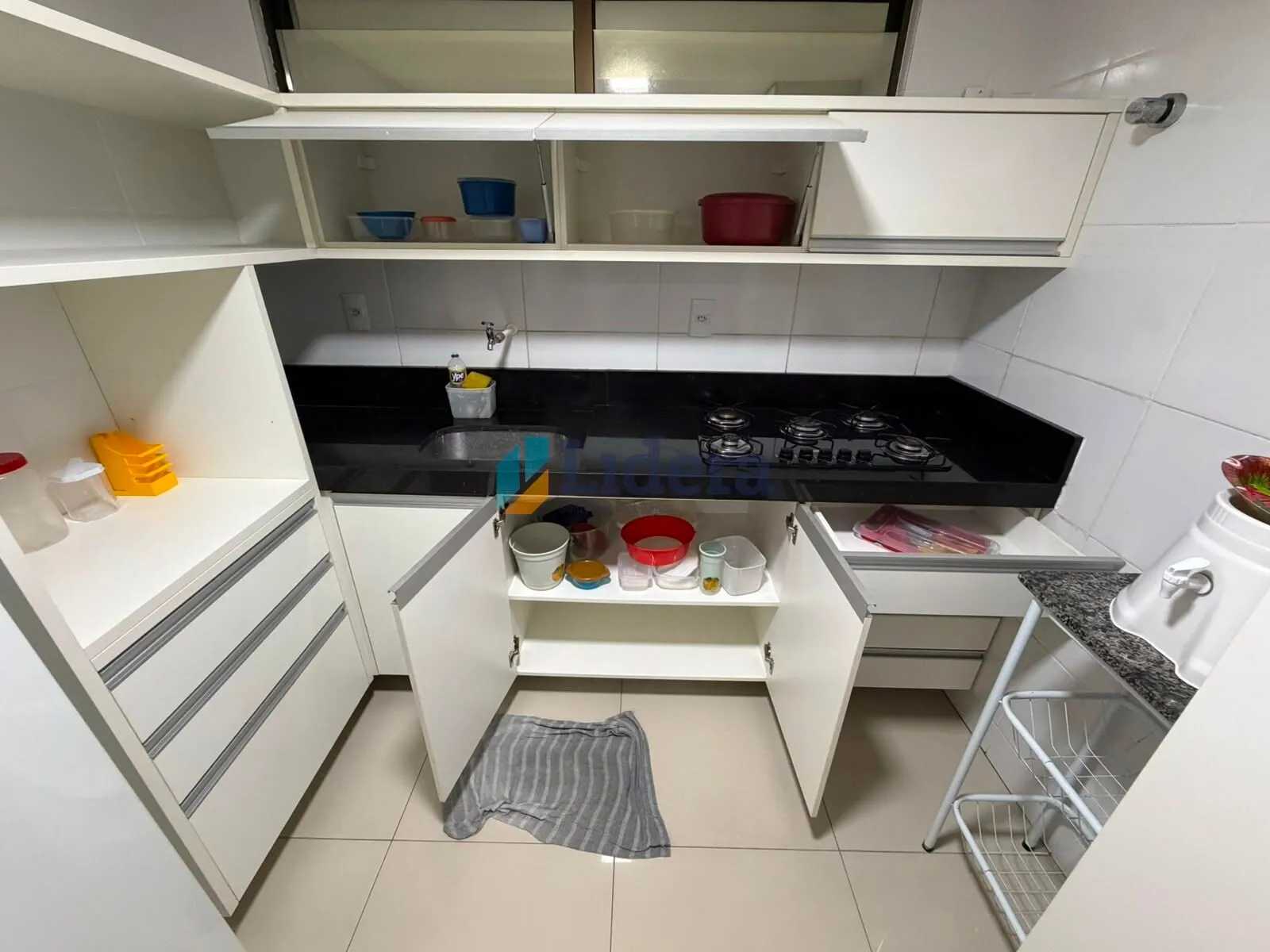 Imagem Apto espaçoso - 74,46m² - 2 quartos - 1 suite - 1 vaga fixa / 1 vaga rotativa - em Intermares, Cabedelo/PB