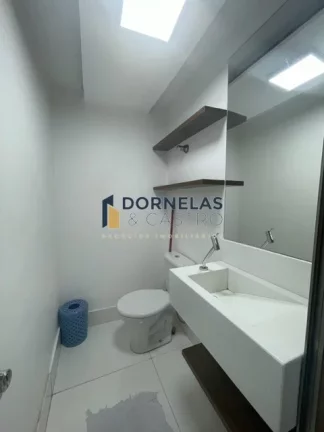 Imagem SALA COMERCIAL BEM AMPLA, DESOCUPADA, NO CENTRO DE BRASÍLIA, ACEITO CARRO COMO PARTE DO PAGAMENTO. SETOR COMERCIAL SUL ED. PALÁCIO DO COMÉRCIO