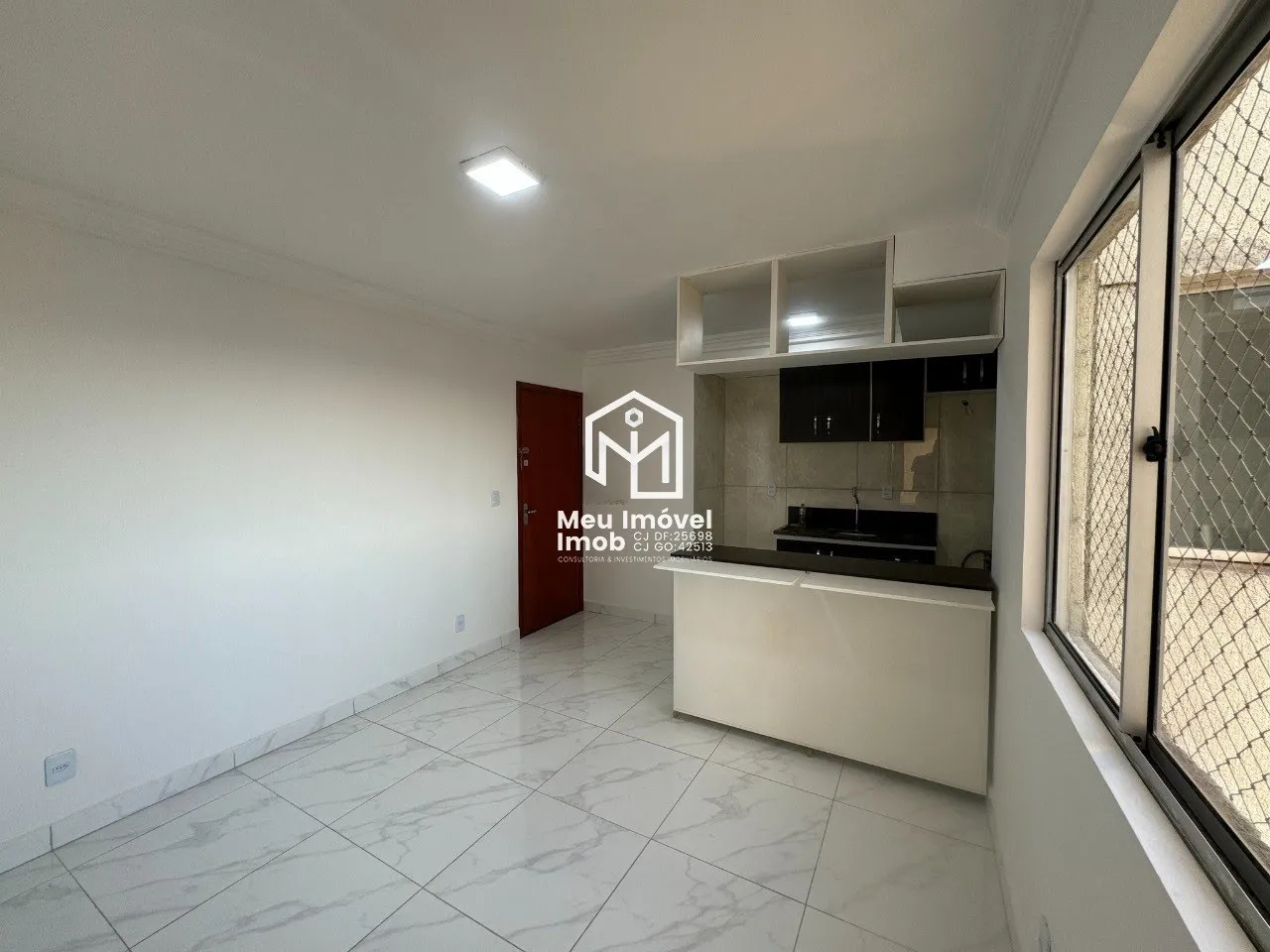 Imagem QS 303 Samambaia Viena 3 Qtos 1 Vaga 54m² Armários Reformado