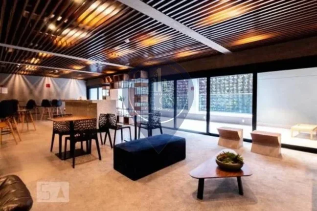 Imagem Studio para locação em Pinheiros, São Paulo-SP: 1 quarto, 1 suíte, 2 salas, 2 banheiros, 1 vaga, 38m². Venha conferir!