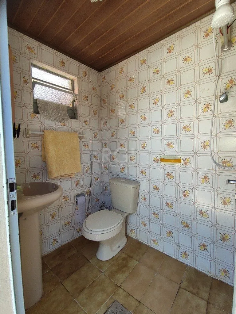 Imagem Casa para Venda - 142.8m², 4 dormitórios, 5 vagas - Teresópolis