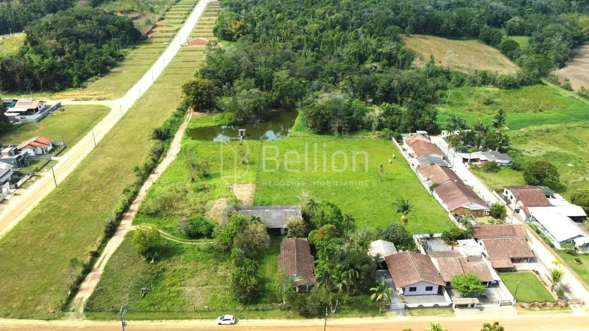 Imagem Terreno excepcional no coração de Rio dos Cedros!