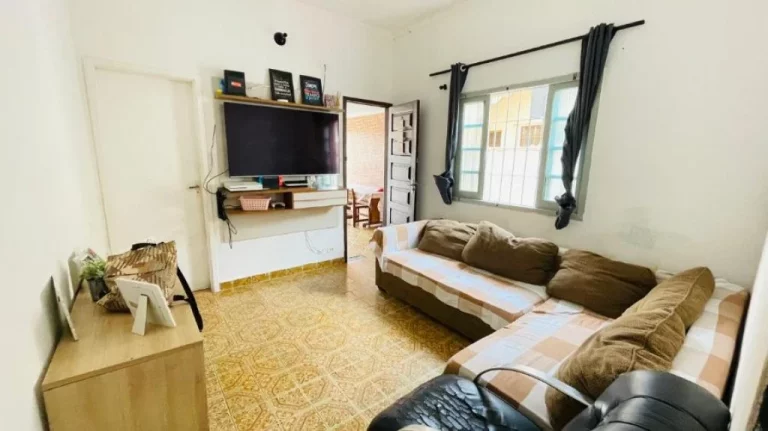 Imagem Excelente casa à venda na Ocian 2 dormitórios 1 suíte!!!