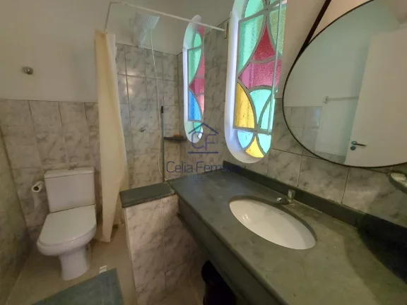 Imagem Ótima casa em localização privilegiada no miolo da Martim de Sá a 100m da praia