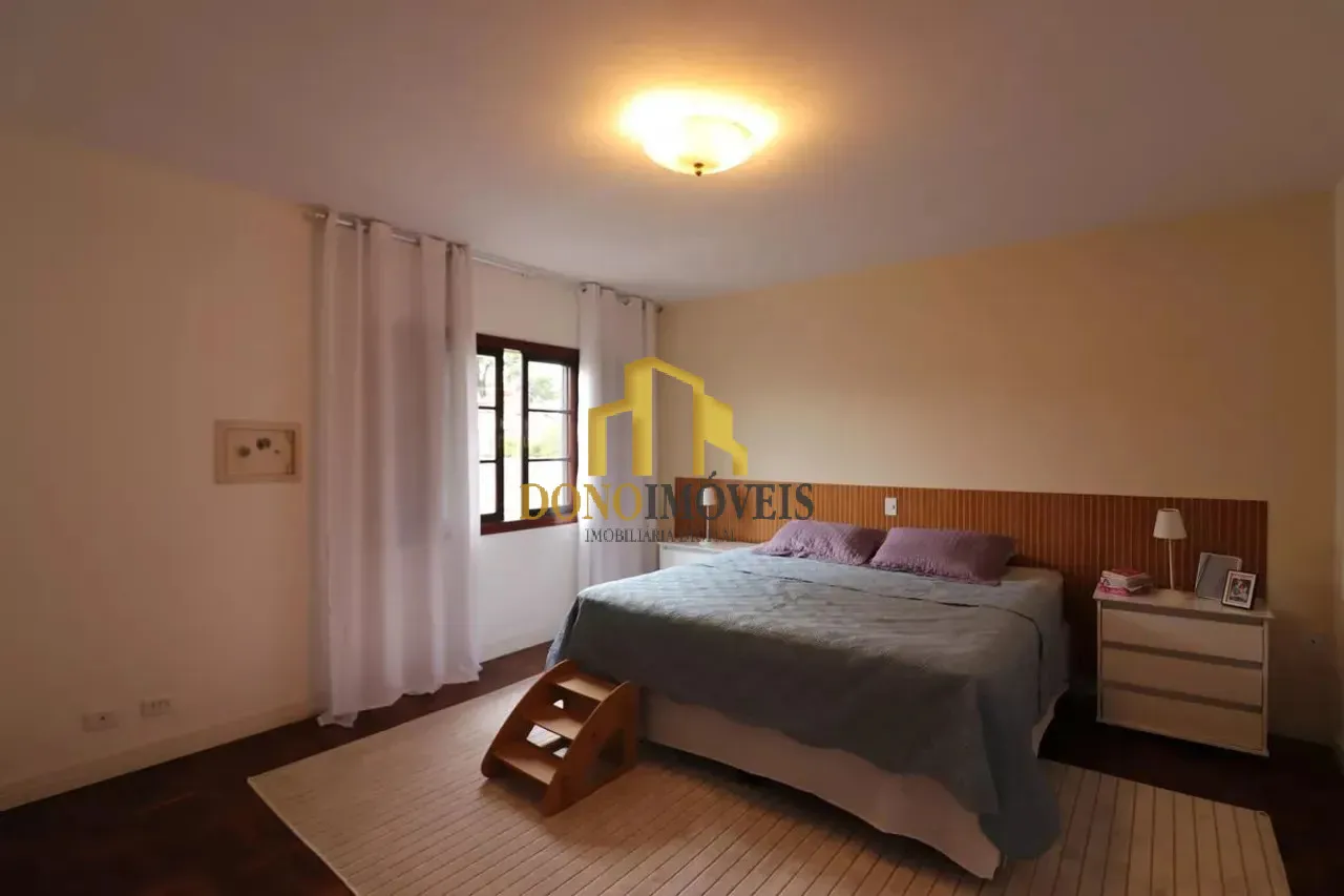 Imagem Sobrado 255 m² | 3 Dorms (1 Suíte) | 5 Vagas | Área Gourmet