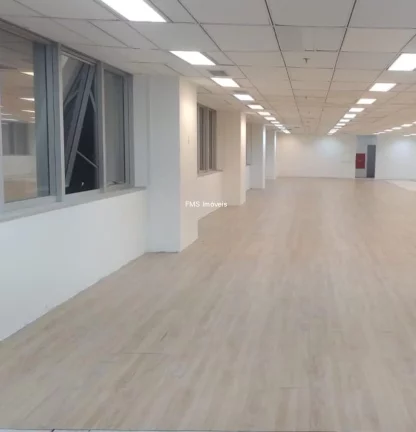 Imagem Conjunto comercial com 458m2 no Itaim Bibi.
