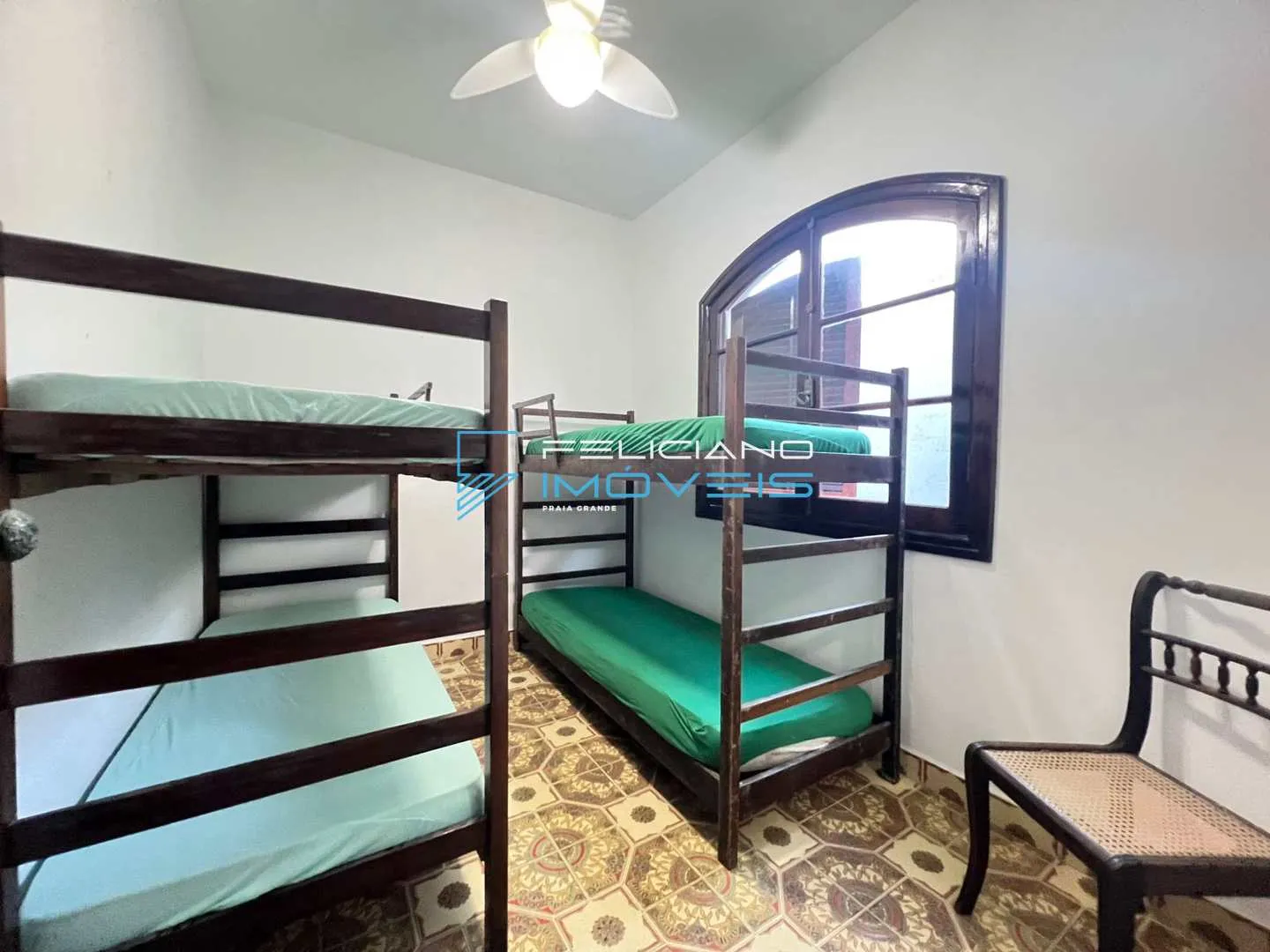 Imagem Casa com 4 quartos, Flórida, Praia Grande - R$ 990 mil, Cod: 7528
