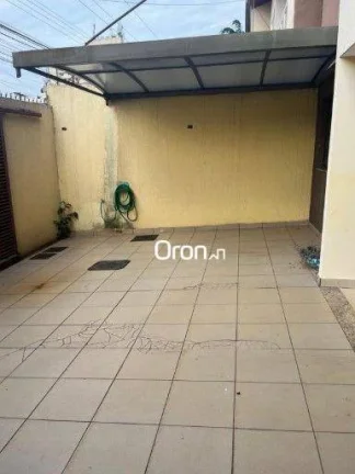 Imagem Sobrado à venda, 202 m² por R$ 850.000,00 - Setor Nova Suiça - Goiânia/GO