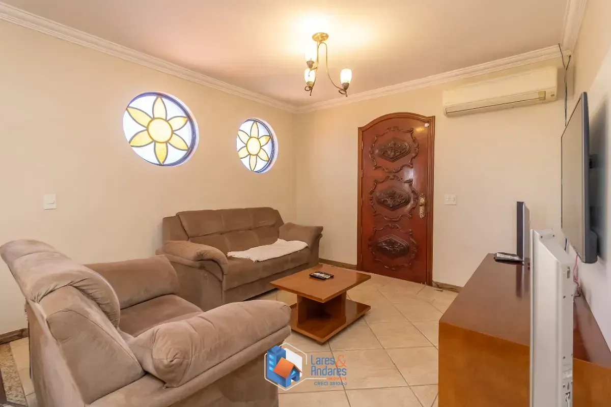 Imagem Casa para venda em Jardim São José (Zona Norte) com 4 quartos, sendo 2 suítes, 202m²