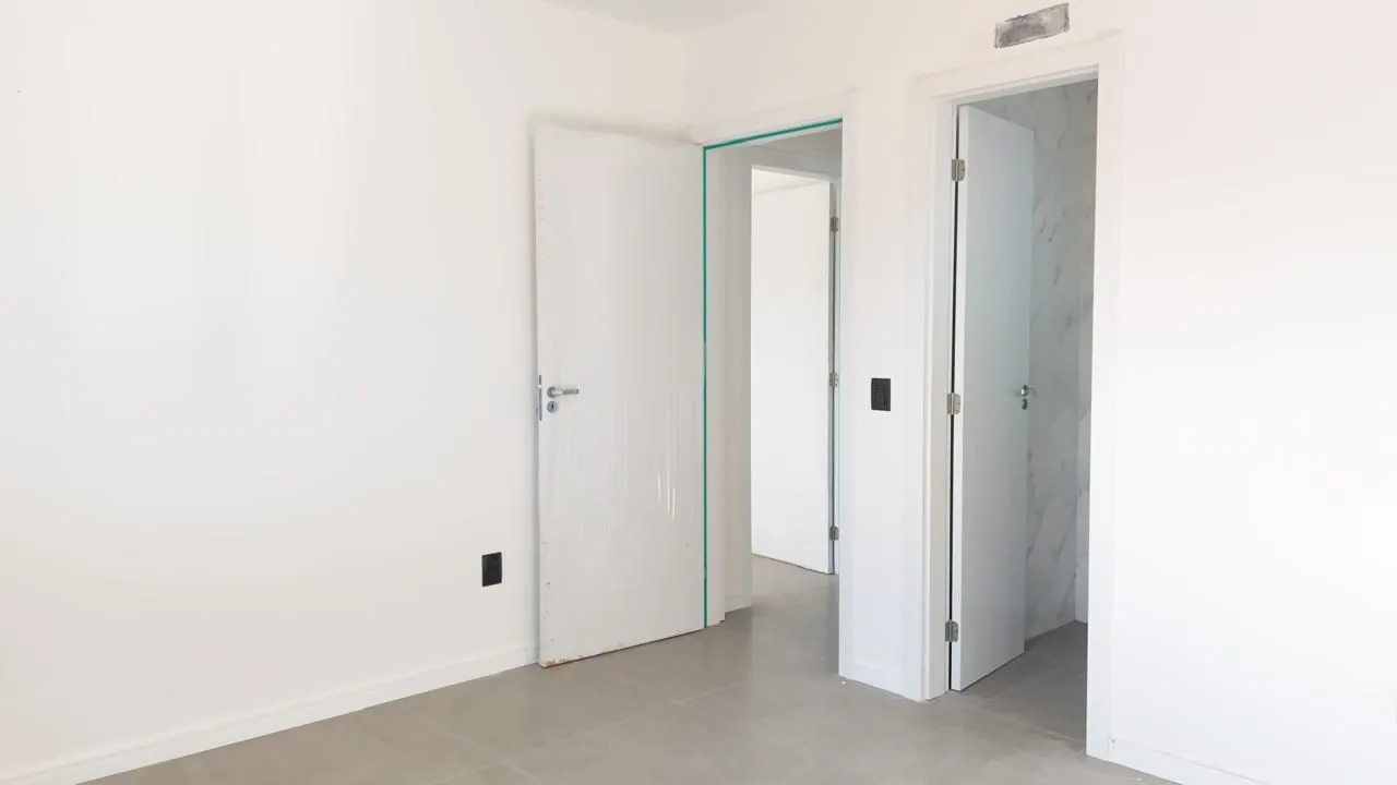 Imagem Oportunidade! 2 Dorms (1 Suíte) | Garagem 2 Carros | Excelente Localização em Canoas