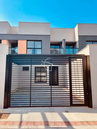 Imagem Sobrado residencial localizado em uma das regiões mais valorizadas de Joinville, no bairro Anita Garibaldi.