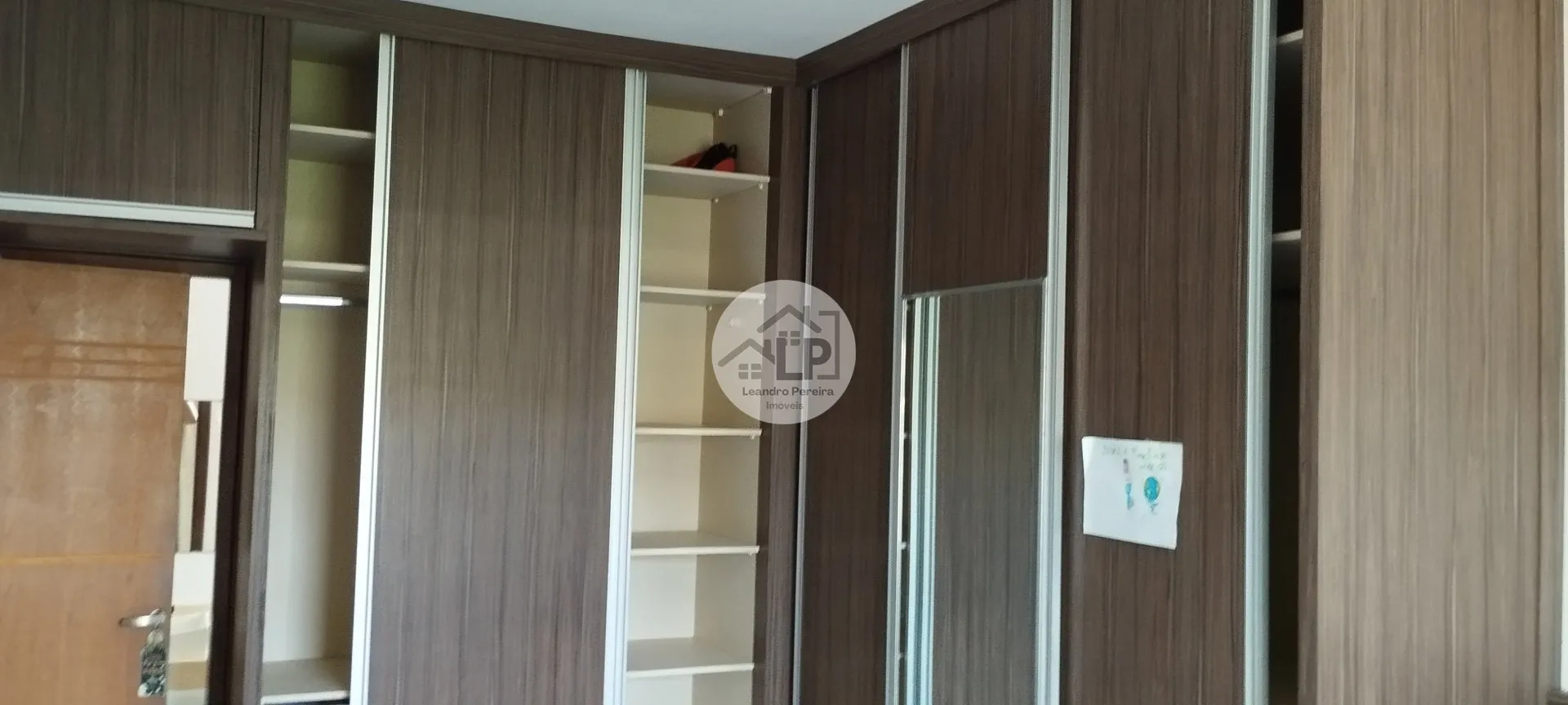 Imagem Casa de 3 quartos, 240m² no bairro São Jorge, em Pinheiral
