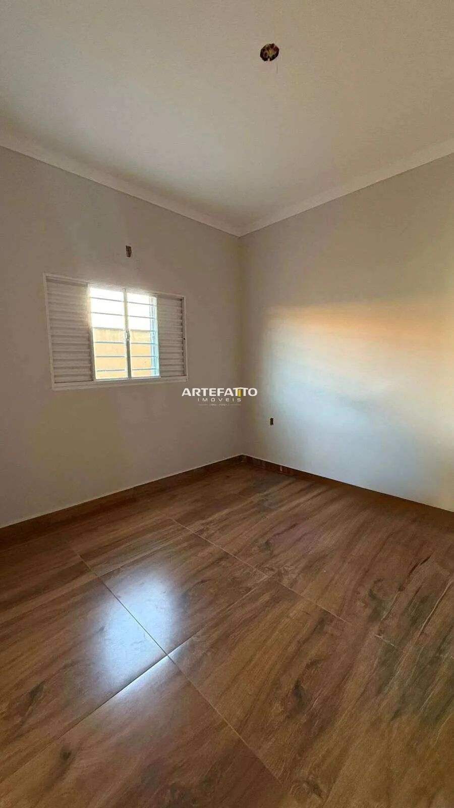 Imagem Casa à venda em Franca, Loteamento Quinta do Oeste, com 2 quartos, 83m2