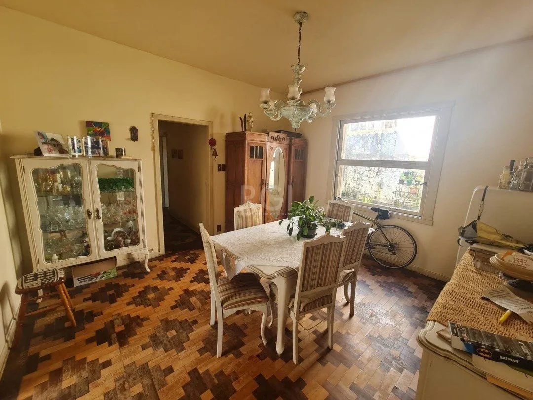 Imagem Casa para Venda - 234m², 4 dormitórios, sendo 1 suites, Vila Assunção