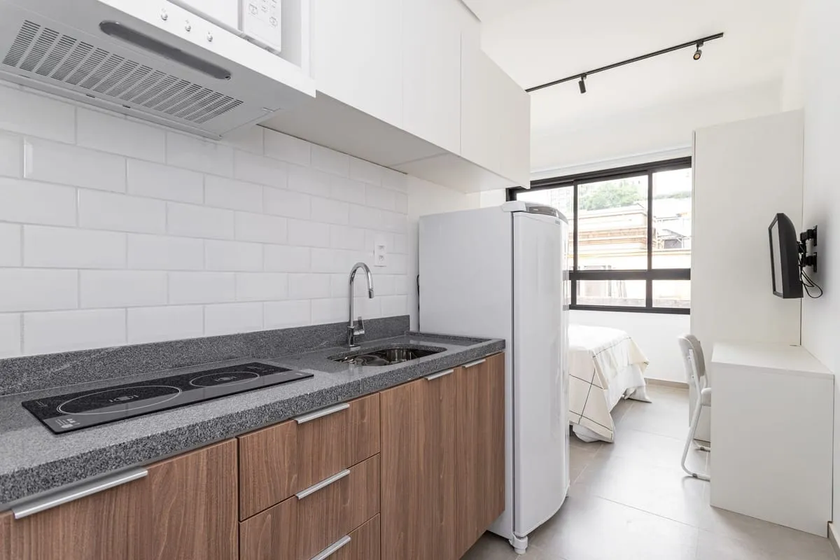 Imagem Apartamento com 1 Quarto para alugar, 18m² - Centro