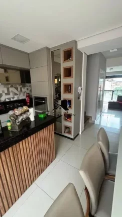 Imagem Casa à venda 3 quartos Bairro Cabral - Contagem/MG
