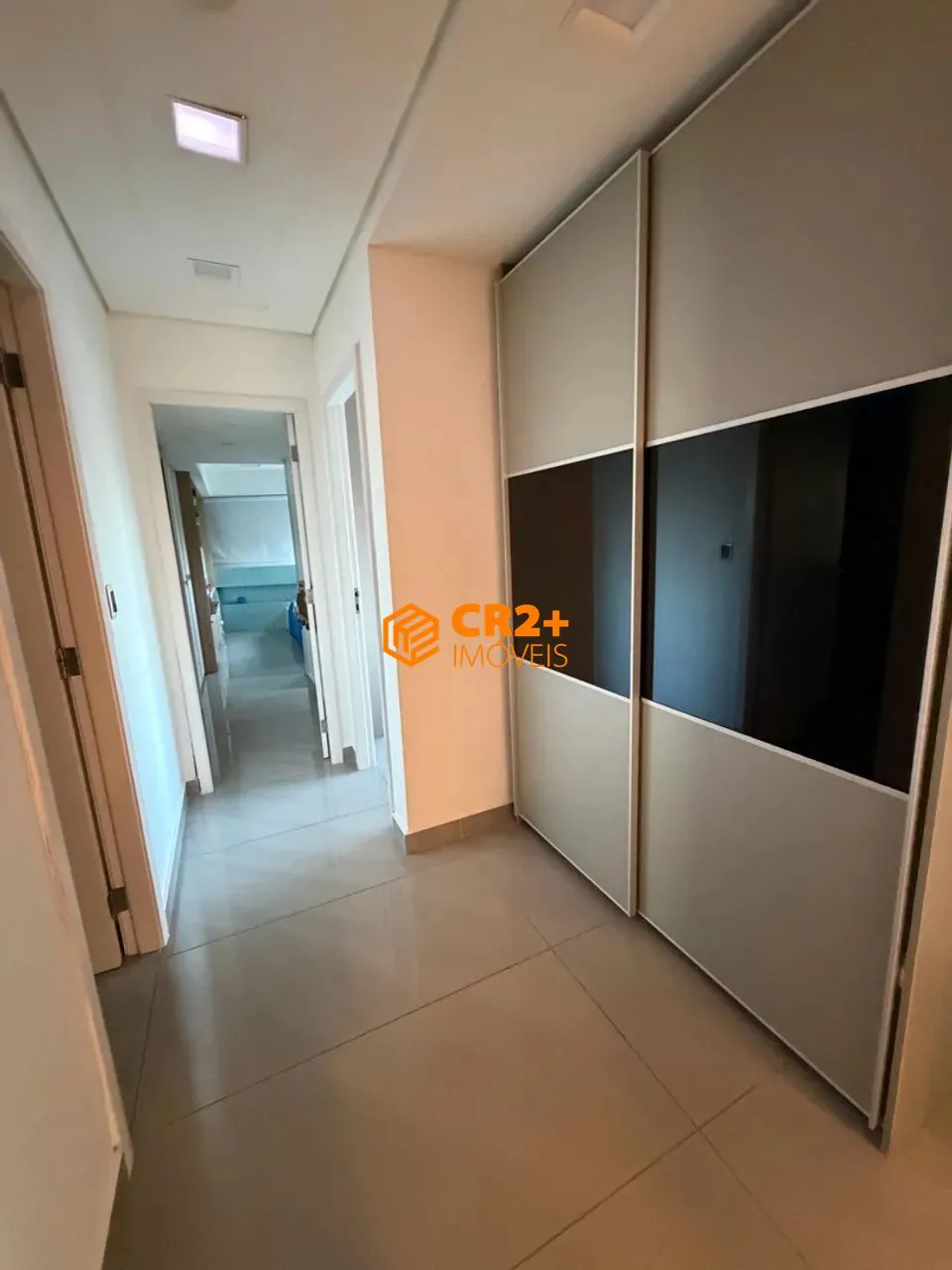 Imagem APARTAMENTO DE ALTO PADRÃO À VENDA - 220 m², 4 SUÍTES E 3 VAGAS - TORRE, RECIFE/