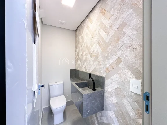 Imagem Novo conceito, acabamento diferenciado, casa triplex, em condomínio com apenas 13 unidades, muito b...