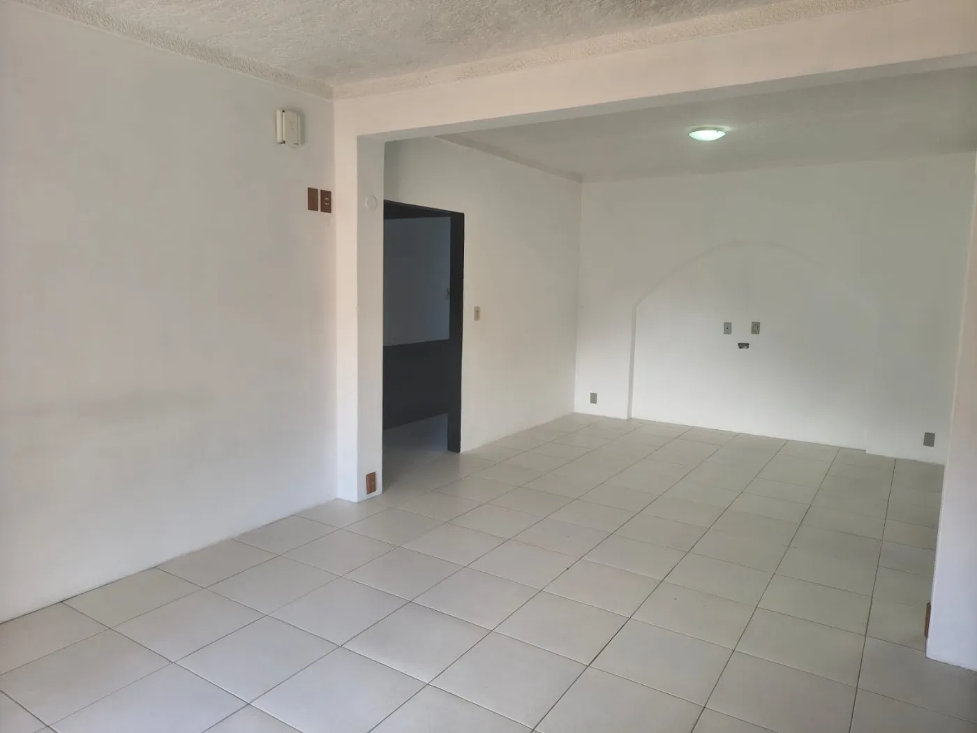 Imagem Casa para Venda em Petrópolis / RJ no bairro Alto da Serra