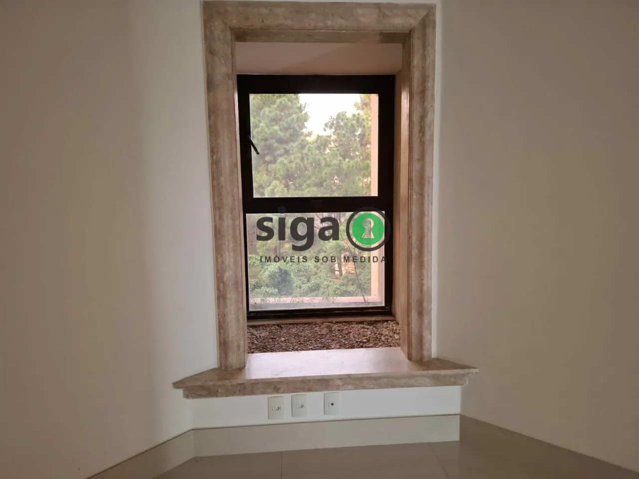 Imagem Apartamento com suítes e 4 vagas para venda, 244 m² -Vila Susana - Edifício: Cambridge Park