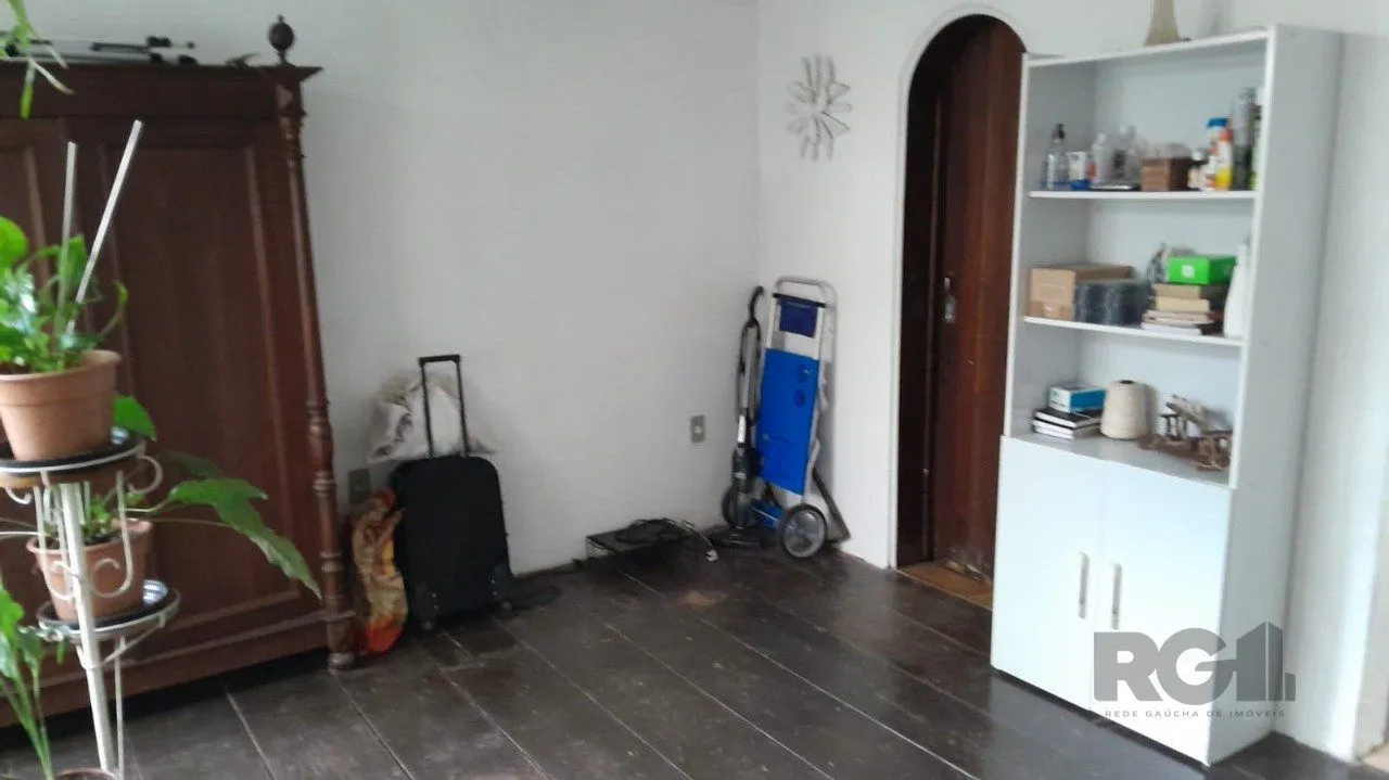 Imagem Casa comercial ou residencial com 2 pisos,,próximo Av.Cristovão Colombo