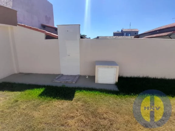 Imagem Vendo casa de 3 quartos em Itaipuaçu
