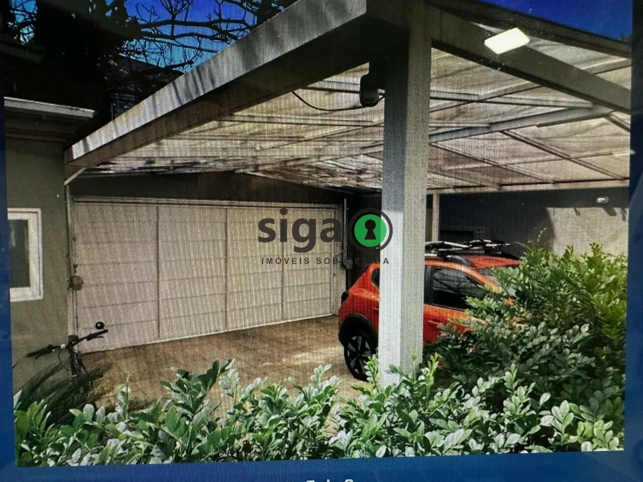 Imagem Sobradono Bairro Alto de Pinheiros, com 3 Quartos e 7 banheiros à Venda