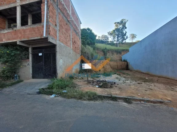 Imagem Lote de 150m² a venda no bairro Jardim Vitória em Santana do Paraíso.