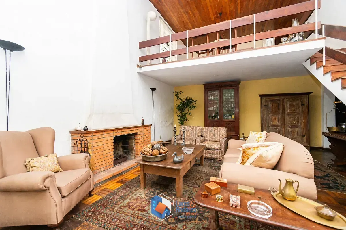 Imagem Casa para venda em Cidade Jardim com 3 quartos, sendo 1 suíte, 450m²