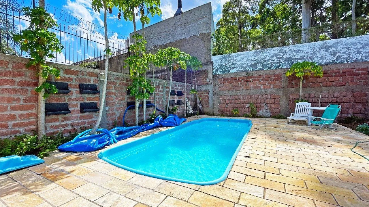 Imagem Casa 4 Suítes e 6 vagas de garagem no bairro Jardim Itu
