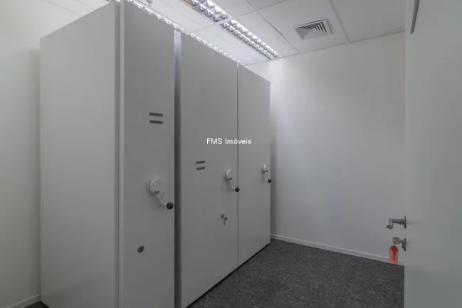 Imagem Conjunto comercial com 592m2 no Butantã