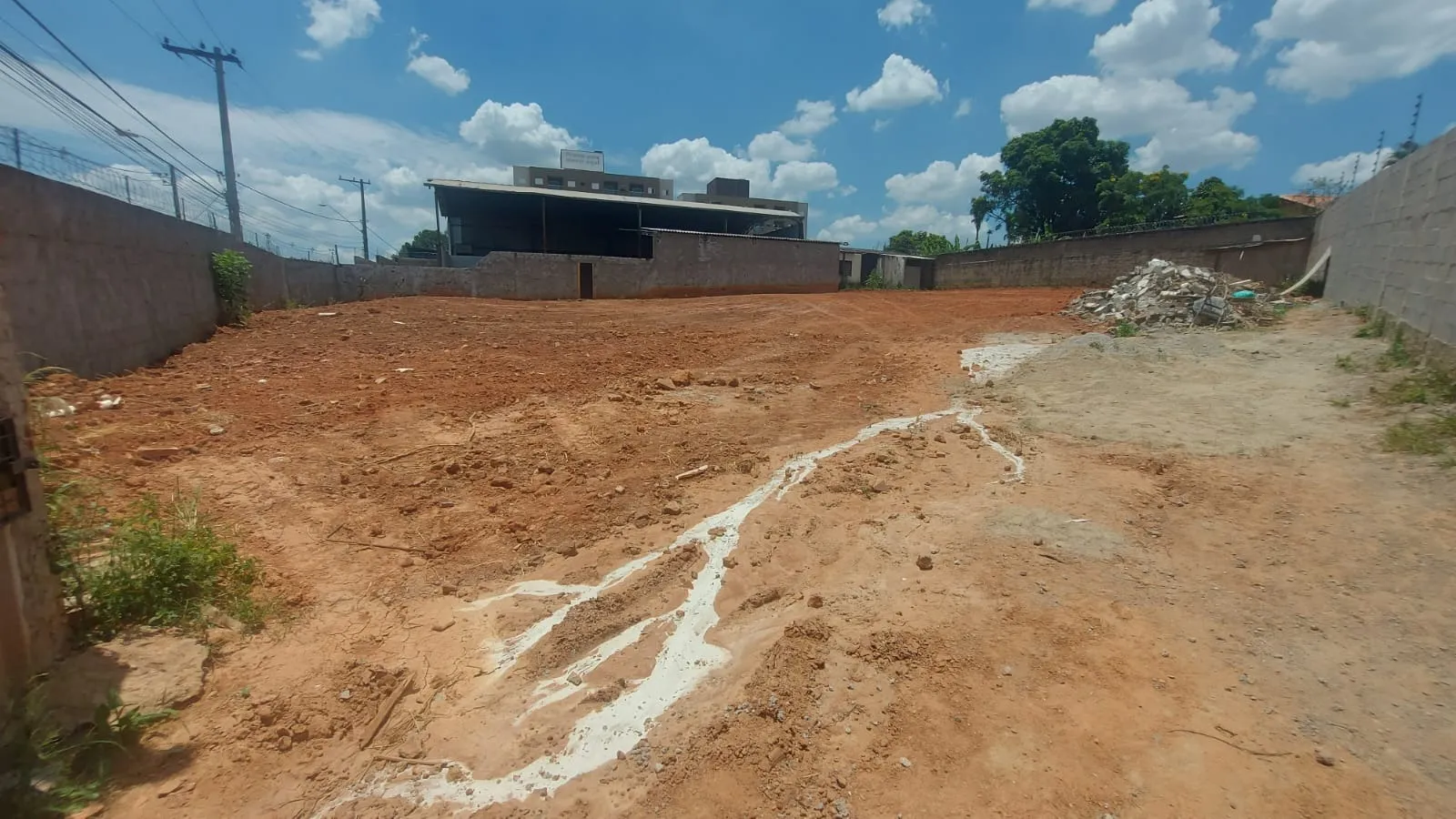 Imagem Excelente Galpão com 360m² Chacara Reunidas São Jorge-Sorocaba/SP