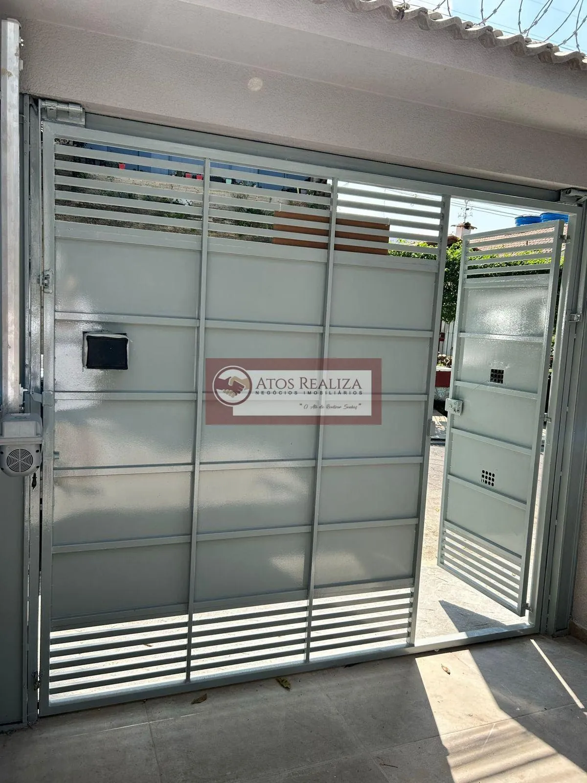 Imagem Venda Sobrado em Campo Grande - 3 Dormitórios e 141m²