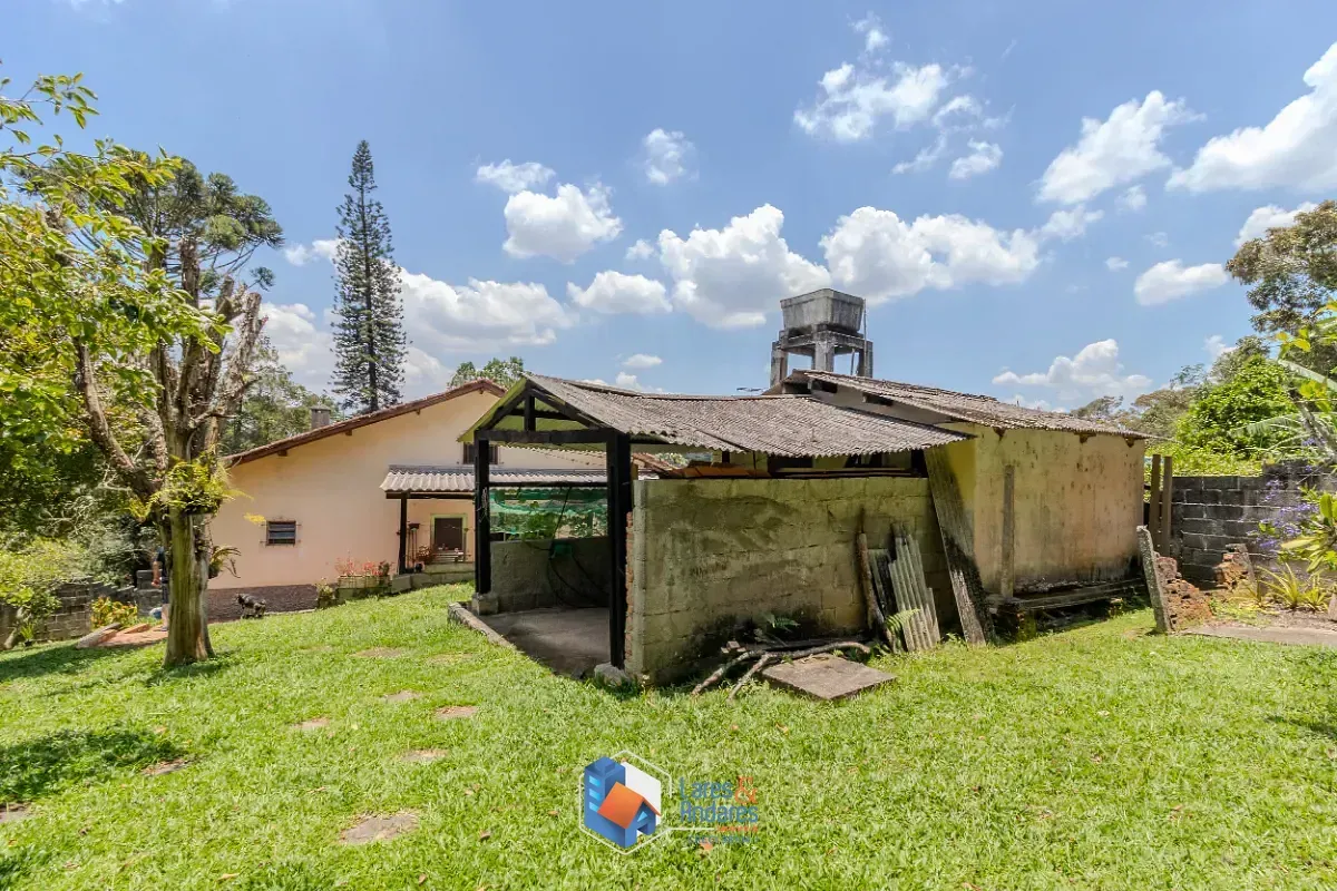 Imagem Casa para venda em Chácara Santo Hubertus com 4 quartos, 277m²