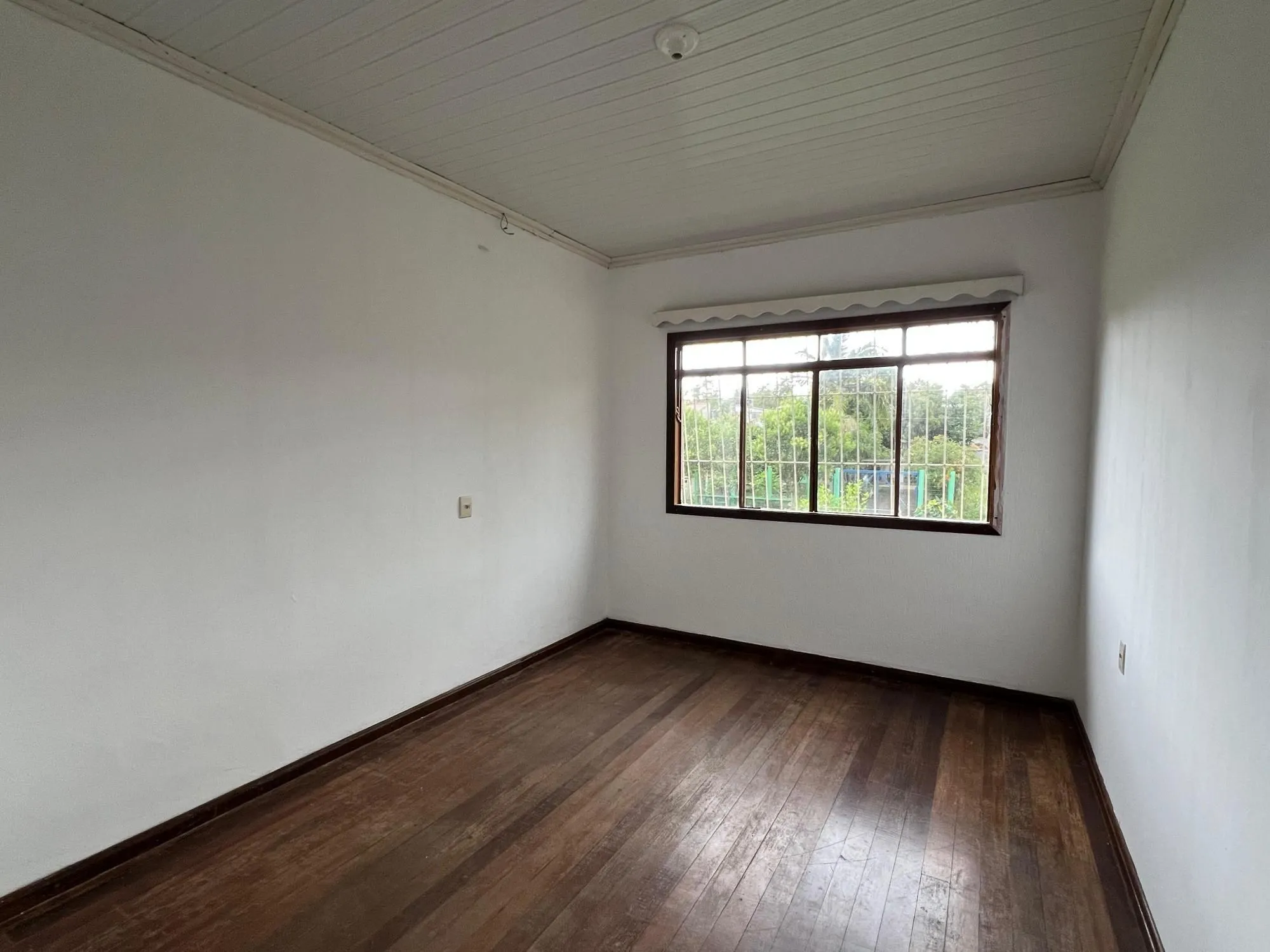 Imagem Chácara a venda com casa de 170 m2, terreno com 968 m2 em Nova Santa Rita
