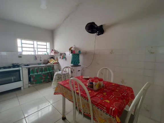 Imagem Casa para Venda em Recife, Barro, 3 dormitórios, 1 banheiro, 2 vagas