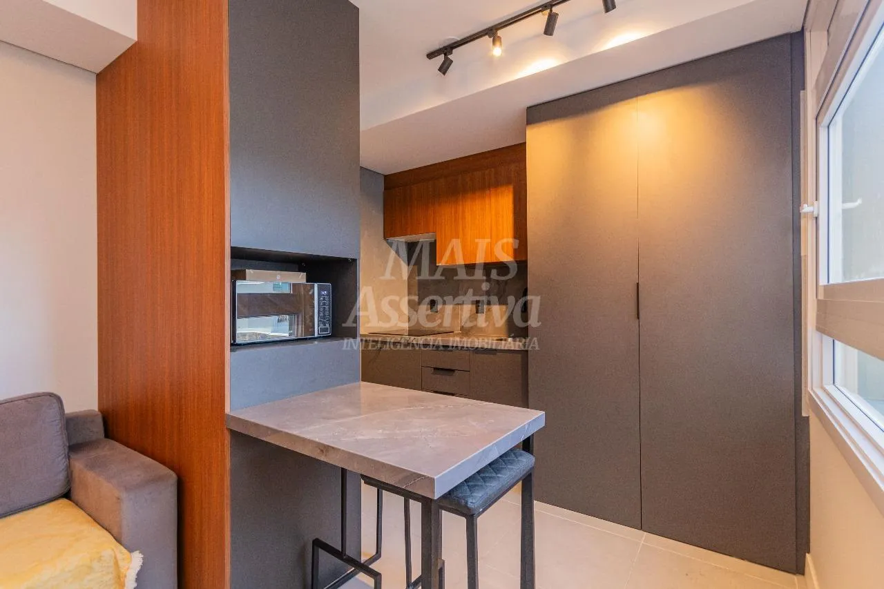 Imagem Ótimo apartamento mobiliado e decorado à venda em Porto Alegre/RS