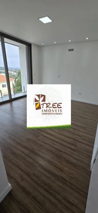 Imagem VENDA DE SOBRADO NOVO NO CONDOMÍNIO REAL PARK, EM ARUJÁ/SP, 300m² com 4 suítes amplas, suíte máster com hidro, área gourmet e piscina. CONSULTE-NOS.