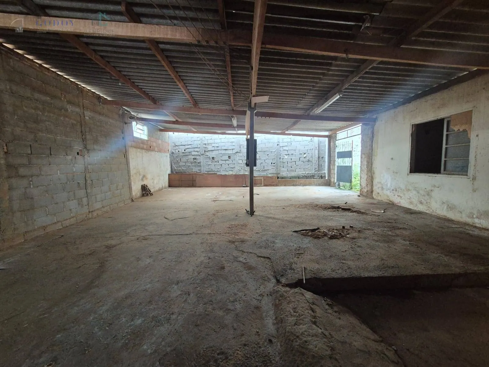 Imagem Ponto Comercial 300 m² - Ótima Visibilidade